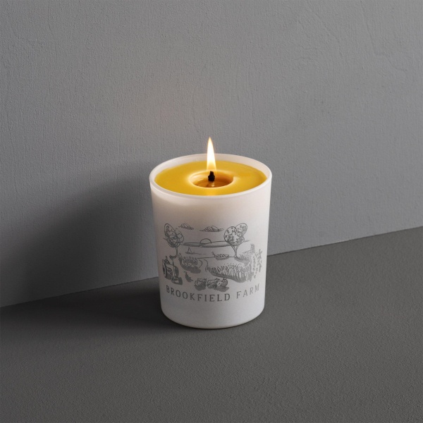 Handpoured Beeswax Candle in Printed Glass 27 cl - Brookfield Farm